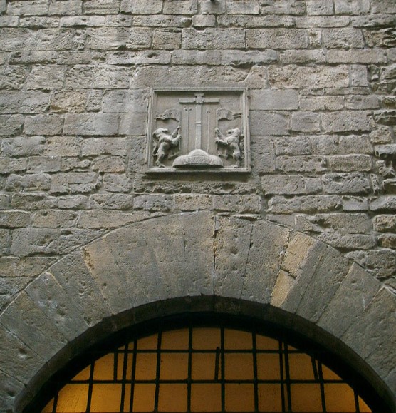 A detail of palace at 9, via Borgo dei Santi Apostoli, the Certosa plaque
