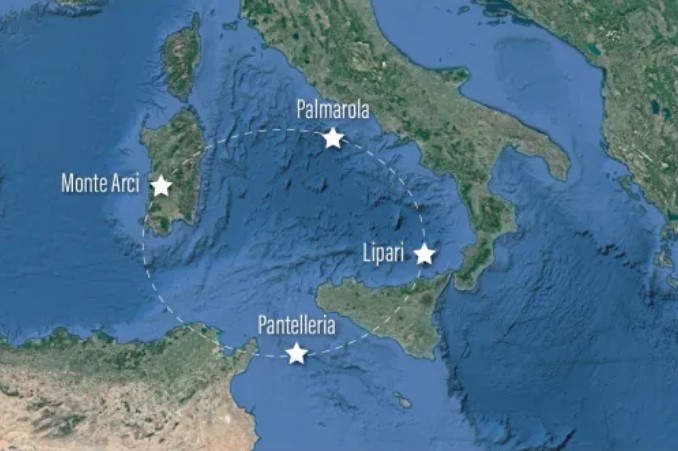 4 islands in the central Mediterranean where the 4 obsidian deposits from the Neolithic to the Metal Age are located: Lipari and Pantelleria (Sicily), Monte Arci (Sardinia) and Palmarola (Lazio) - (ingvambiente.com)